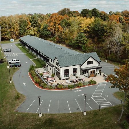 Готель Berkshires Untold Ленокс Екстер'єр фото